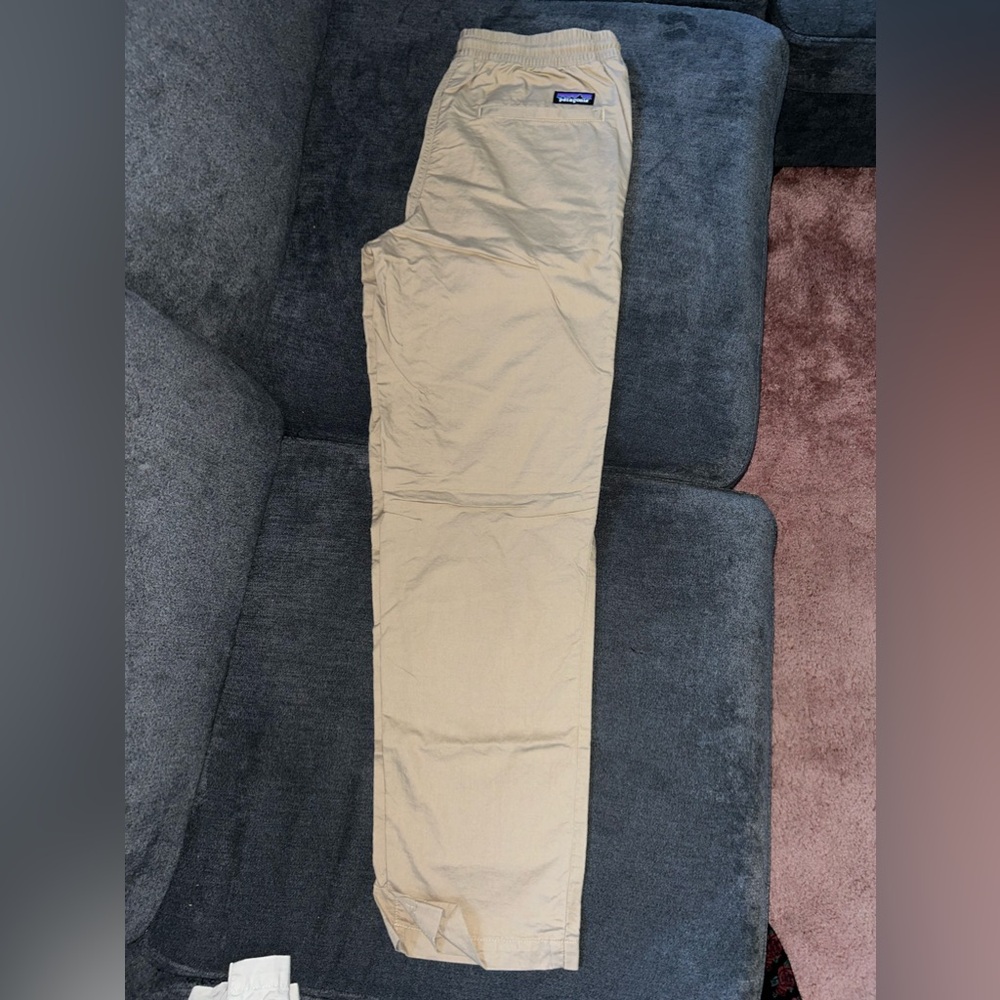Men’s size medium Patagonia Hemp Volley Pants